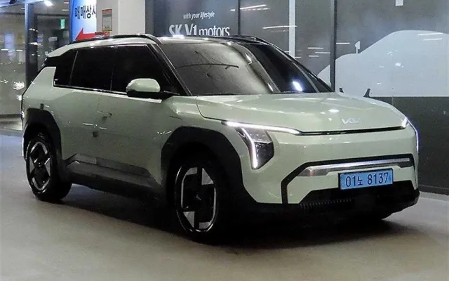 EV3 중고차 EV3 스탠다드 매물 사진 13 - 2024/08 24,378km